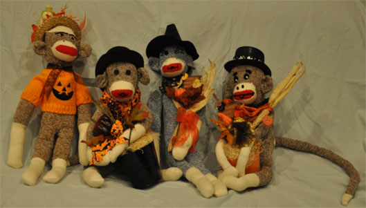 sock monkey,fall craft,halloween idea
