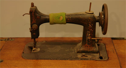 sewing machine,craft,hand sewn